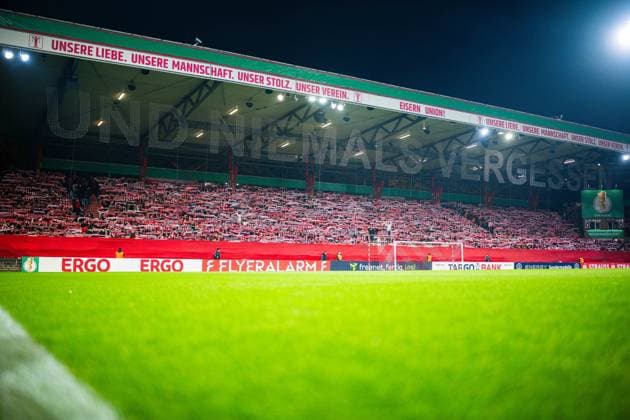29 10 2025 Football, 2025 2026, 2 Main Round, 1 FC Union Berlin DSC Arminia Bielefeld Fans Union Berlin DFB REGULATIONS PROHIBIT ANY USE OF PHOTOGRAPHS AS IMAGE SEQUENCES AND OR QUASI VIDEO