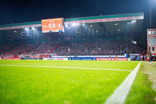 29 10 2025 Football, 2025 2026, 2 Main Round, 1 FC Union Berlin DSC Arminia Bielefeld Fans Bielefeld DFB REGULATIONS PROHIBIT ANY USE OF PHOTOGRAPHS AS IMAGE SEQUENCES AND OR QUASI VIDEO