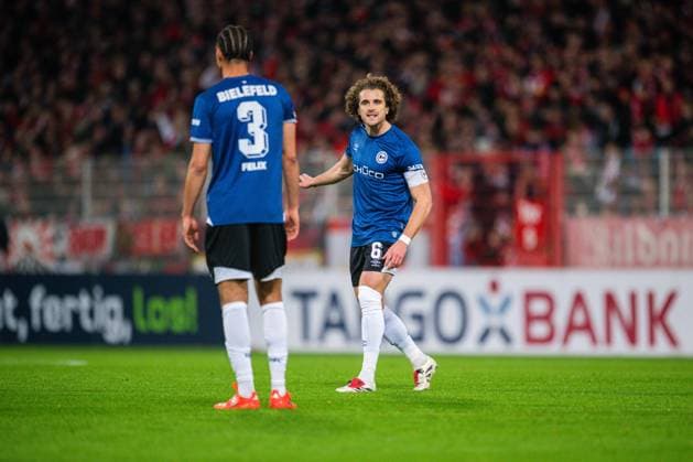 29 10 2025 Football, 2025 2026, 2 Main Round, 1 FC Union Berlin DSC Arminia Bielefeld L R Joel Felix Bielefeld , Mael Corboz Bielefeld DFB REGULATIONS PROHIBIT ANY USE OF PHOTOGRAPHS AS IMAGE SEQUENCES AND OR QUASI VIDEO