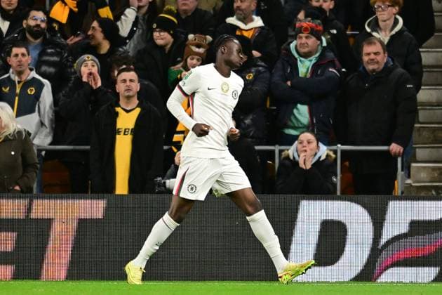Wolverhampton Wanderers v Chelsea EFL Cup 29 10 2025. GOAL Chelsea forward Tyrique George (32) scores a goal and celebrates 0-2 during the EFL Cup match between Wolverhampton Wanderers and Chelsea at Molineux, Wolverhampton, England on 29 October 2025. Wolverhampton Molineux West Midlands England Editorial use only DataCo restrictions apply See www.football-dataco.com , Copyright: xDennisxGoodwinx PSI-23127-0024