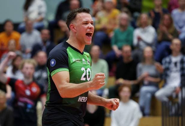 BAU 29 10 2025 Ludwigsburg Volleyball Barock Volleys MTV Ludwigsburg vs ASV Dachau, Jeffrey Klok LB cheers and clenches his fist