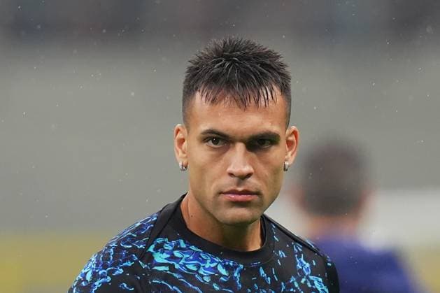 Inter MilanÕs Lautaro Martinez during the Serie A soccer match between Inter and Fiorentina at the San Siro Stadium in Milan , north Italy - Wednesday , October 29 , 2025. - Soccer .  Copyright: xSpada LaPressex