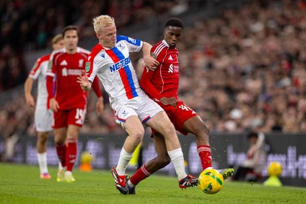Football - Football League Cup - 4th Round - Liverpool FC v Crystal Palace FC LIVERPOOL, ENGLAND - Wednesday, October 29, 2025: Liverpool s Trey Nyoni challis challenged by Crystal Palace s Will Hughes during the Football League Cup 4th Round match between Liverpool FC and Crystal Palace FC at Anfield. (Photo by David Rawcliffe Propaganda) LIVERPOOL Anfield MERSEYSIDE ENGLAND  Copyright: xDavidxRawcliffex P2025-10-29-Liverpool_Palace-24
