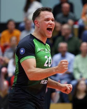BAU 29 10 2025 Ludwigsburg Volleyball Barock Volleys MTV Ludwigsburg vs ASV Dachau, Jeffrey Klok LB cheers and clenches his fist