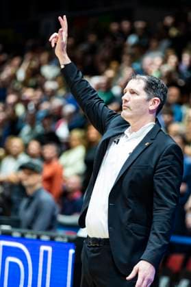 29 10 2025, xomx, Basketball BKT EuroCup 2025 2026, NINERS Chemnitz ratiopharm ulm v l Ty Harrelson Ratiopharm Ulm Trainer Portrait, Portraet, Chemnitz