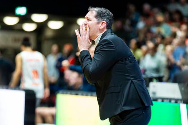 29 10 2025, xomx, Basketball BKT EuroCup 2025 2026, NINERS Chemnitz ratiopharm ulm v l Ty Harrelson Ratiopharm Ulm Trainer Portrait, Portraet, Chemnitz