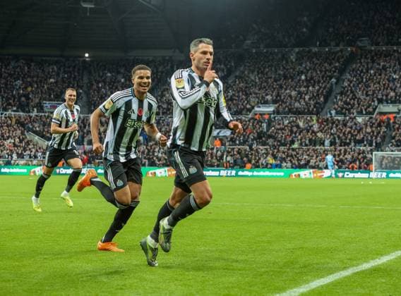 Newcastle Upon Tyne, England, 29th October 2025. Fabian Schar of Newcastle United celebrates scoring the first goal during the Newcastle United vs Tottenham Hotspur Carabao Cup match at St. James Park, Newcastle Upon Tyne. Picture credit should read: Nigel Roddis Sportimage EDITORIAL USE ONLY. No use with unauthorised audio, video, data, fixture lists, club league logos or live services. Online in-match use limited to 120 images, no video emulation. No use in betting, games or single club league player publications. SPI_020_NR_NEWC_TOTE SPI-4248-0020
