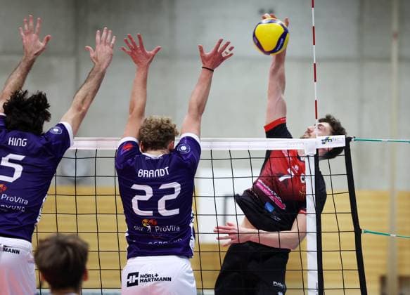 BAU 29 10 2025 Ludwigsburg Volleyball Barock Volleys MTV Ludwigsburg vs ASV Dachau, Tim Köpfli LB, right