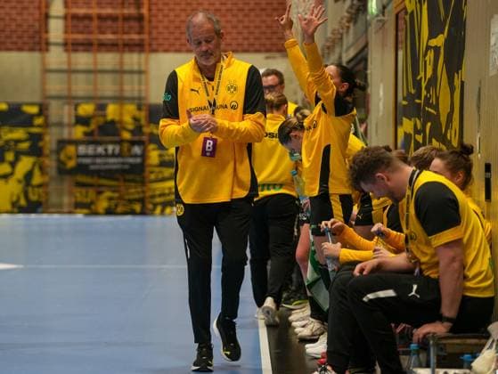 Henk Groener Borussia Dortmund, Coach satisfied with the performance Borussia Dortmund vs Thueringer HC, Handball, 1 Bundesliga Women, Matchday 7, Season 2025 2026, 29 10 2025 Borussia Dortmund vs Thueringer HC, Handball, 1 Bundesliga Women, Matchday 7, Season 2025 2026, 29 10 2025 Dortmund Copyright: xEibner-Pressefoto DamianxKruczynx EP_DKI