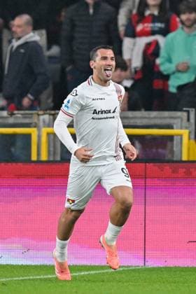Cremonese s Federico Bonazzoli celebrates after scoring a goal for his team during the Serie A soccer match between Genoa and Cremonese at the Luigi Ferraris Stadium in Genoa, Italy - Wednesday 29, October 19, 2025. - Soccer .  Copyright: xTanoxPecoraro LaPressex