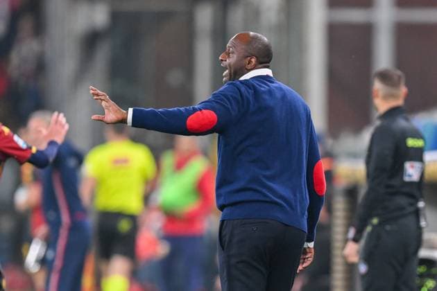 Genoa s head coach Patrick Vieira during the Serie A soccer match between Genoa and Cremonese at the Luigi Ferraris Stadium in Genoa, Italy - Wednesday 29, October 19, 2025. - Soccer .  Copyright: xTanoxPecoraro LaPressex