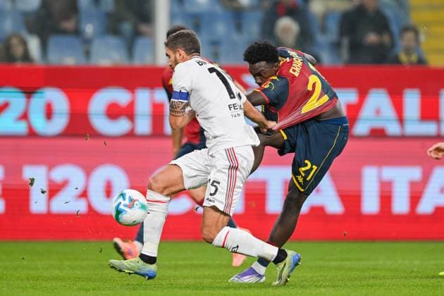 GenoaÕs Jeff Ekhator makes an attempt to score during the Serie A soccer match between Genoa and Cremonese at the Luigi Ferraris Stadium in Genoa, Italy - Wednesday 29, October 19, 2025. - Soccer .  Copyright: xTanoxPecoraro LaPressex
