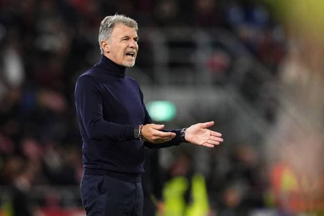 TorinoÕs head coach Marco Baroni shouts instructions to his players during the Serie A soccer match between Bologna and Torino at the Renato DallÕAra Stadium in Bologna, north Italy - Wednesday, October 29, 2025 -  Copyright: xMassimoxPaolone LaPressex