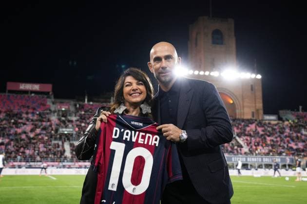 Cristina DÕAvena with Bologna s sports director Marco Di Vaio during the Serie A soccer match between Bologna and Torino at the Renato DallÕAra Stadium in Bologna, north Italy - Wednesday, October 29, 2025 -  Copyright: xMassimoxPaolone LaPressex