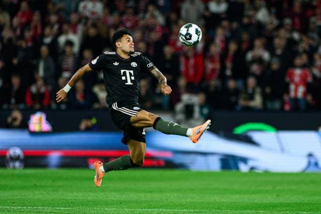 COLOGNE, GERMANY - 29 OCTOBER, 2025: Luis Diaz - The football match of Germany Cup DFB Pokal 1.FC Koeln vs FC Bayern at Rhein Energie Stadion.  Copyright: xVitaliixKliuievx