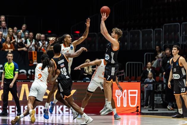GER, BKT EuroCup, Season 2025 2026, Niners Chemnitz Ratiopharm Ulm 29 10 2025, Fair, Chemnitz, GER, BKT EuroCup, Season 2025 2026, Niners Chemnitz Ratiopharm Ulm Tobias Jensen Ratiopharm Ulm, 7 Photo Alexander Trienitz Chemnitz Fair Saxony Germany