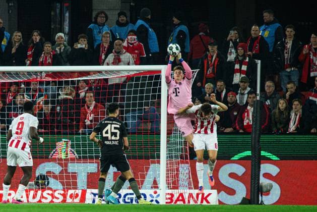 COLOGNE, GERMANY - 29 OCTOBER, 2025: Jonas Urbig - The football match of Germany Cup DFB Pokal 1.FC Koeln vs FC Bayern at Rhein Energie Stadion.  Copyright: xVitaliixKliuievx