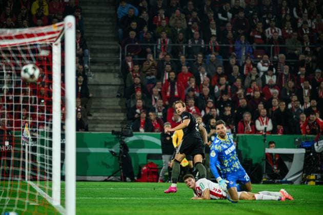 COLOGNE, GERMANY - 29 OCTOBER, 2025: Harry Kane, goal - The football match of Germany Cup DFB Pokal 1.FC Koeln vs FC Bayern at Rhein Energie Stadion.  Copyright: xVitaliixKliuievx