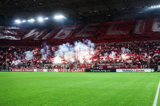 Sport, Football, DFB Pokal season 2025 2026 2nd round Fortuna Düsseldorf SC Freiburg 29 10 2025, MERKUR SPIEL ARENA Fans Fortuna Düsseldorf with a choreo before the match with pyro Düsseldorf MERKUR SPIEL ARENA Nordrhein Westfalen Germany