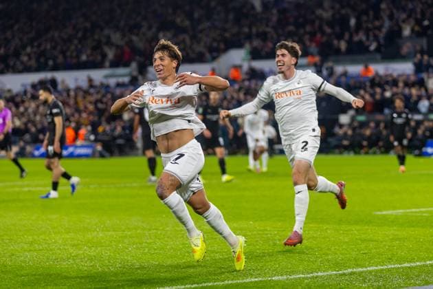 Swansea City v Manchester City EFL Cup 29 10 2025. CELE Swansea City FC s midfielder Goncalo Franco (17) celebrates scoring the opening goal with team-mate Josh Key (2) during the EFL Cup match between Swansea City and Manchester City at the Swansea.com Stadium, Swansea, Wales on 29 October 2025. Swansea Swansea.com Stadium West Glamorgan Wales Editorial use only DataCo restrictions apply See www.football-dataco.com , Copyright: xDanxMintox PSI-23130-0016