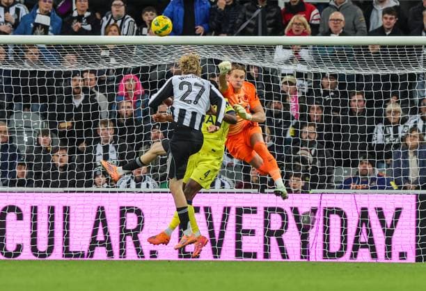 Newcastle Upon Tyne, England, 29th October 2025. Nick Woltemade of Newcastle United heads the second goal during the Newcastle United vs Tottenham Hotspur Carabao Cup match at St. James Park, Newcastle Upon Tyne. Picture credit should read: Nigel Roddis Sportimage EDITORIAL USE ONLY. No use with unauthorised audio, video, data, fixture lists, club league logos or live services. Online in-match use limited to 120 images, no video emulation. No use in betting, games or single club league player publications. SPI_032_NR_NEWC_TOTE SPI-4248-0033