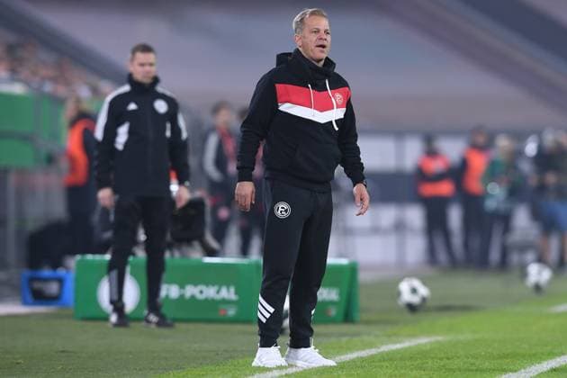 Soccer DFB Cup 2nd round Fortuna Düsseldorf SC Freiburg on 29 10 2025 in the Merkur Spiel Arena in Düsseldorf Markus Anfang Trainer Head Coach Düsseldorf DFB regulations prohibit any use of photographs as image sequences and or quasi video xRx