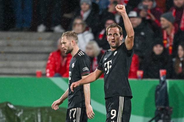 Harry Kane FC Bayern Munich, 09 celebrates the goal ztum 1 3, GER, 1 FC Köln vs FC Bayern Munich, Football, DFB Pokal, 2 Runde, Saison 2025 2026, 29 10 2025 DFB regulations prohibit any use of photographs as image sequences and or quasi video GER, 1 FC Köln vs FC Bayern Munich, Football, DFB Pokal, 2 Runde, Saison 2025 2026, 29 10 2025 Köln Copyright: xEibner-Pressefoto FlorianxWiegandx EP_FWD
