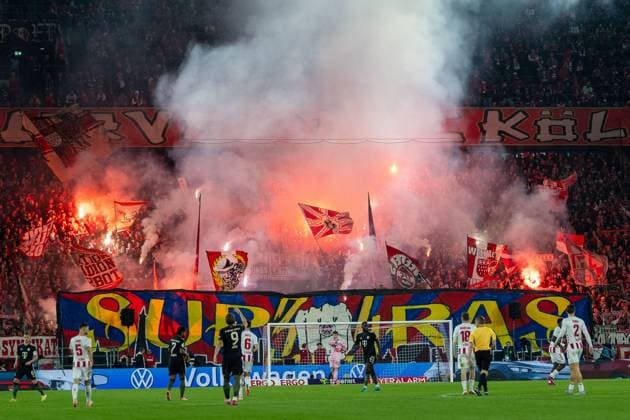 29 10 2025, Football DFB Cup, season 2025 2026, 2nd round, 1 FC Koeln vs FC Bayern Muenchen in the RheinEnergie Stadium in Koeln In the Suedkurve there will be a tent Important note According to the regulations of the DFL German Football League or the DFB German Football Association, it is prohibited to use or have used photographs taken in the stadium and or from the match in the form of sequential images and or video-like photo series Photo Kirchner Media Thomas Haesler Copyright: xKirchner-Media ThomasxHaeslerx
