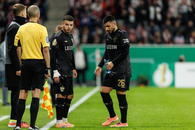 Badredine Bouanani VFB Stuttgart and Deniz Undav VFB Stuttgart , FSV Mainz 05 vs VFB Stuttgart, Football, DFB Pokal, 2nd round, Season 2025 2026, 29 10 2025 DFB regulations prohibit any use of photographs as image sequences and or quasi video FSV Mainz 05 vs VFB Stuttgart, Football, DFB Pokal, 2nd round, Season 2025 2026, 29 10 2025 Copyright: xEibner-Pressefoto AlexanderxNeisx EP_ANS
