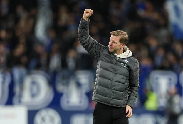 29 10 2025, xdcx, Fußball DFB Pokal 2 Runde, SV Darmstadt 98 FC Schalke 04, emonline, emspor, despor, v l , Trainer Florian Kohfeldt SV Darmstadt 98 Siegerfaust, jubel DFL DFB REGULATIONS PROHIBIT ANY USE OF PHOTOGRAPHS AS IMAGE SEQUENCES AND OR QUASI VIDEO Copyright: HMBxMedia Claus