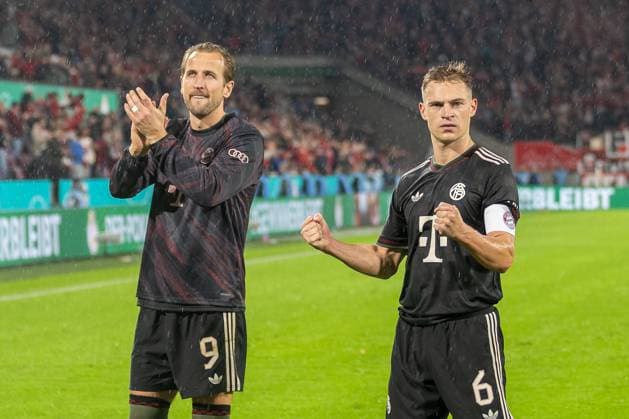 29 10 2025, Football DFB Pokal, Season 2025 2026, 2 Round, 1 FC Koeln vs FC Bayern Muenchen at RheinEnergie Stadium in Koeln Harry Kane FC Bayern Muenchen, 09 and Joshua Kimmich FC Bayern Muenchen, 06 celebrate the victory in front of their fan curve Important note According to the regulations of the DFL German Football League and the DFB German Football Association, it is prohibited to use or have used photographs taken in the stadium and or of the match in the form of sequential images and or video-like photo series Photo Kirchner Media Thomas Haesler Copyright: xKirchner-Media ThomasxHaeslerx