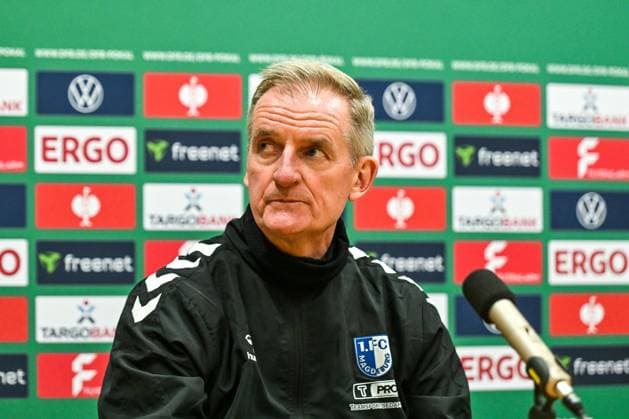 GER, DFB Pokal, FV Illertissen vs 1 FC Magdeburg 29 10 2025, Voehlinstadion, Illertissen, GER, DFB Pokal, FV Illertissen vs 1 FC Magdeburg, in the picture Petrik Sander Magdeburg , Press conference after the match nordphotoxGmbHx xHafner nph00200