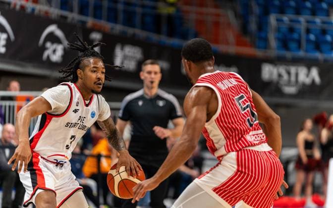 LUBLIN 29.10.2025 KOSZYKOWKA FIBA EUROPE CUP 2025 PGE START LUBLIN - UCAM MURCIA CB BASKETBALL FIBA EUROPE CUP 2025 IN LUBLIN PGE START LUBLIN VS. UCAM MURCIA CB N Z ELIJAH HAWKINS, DAVID DE JULIUS¨ FOT. MATEUSZ MICHALEWSKI NEWSPIX.PL --- newspix.pl POLAND OUT! 
