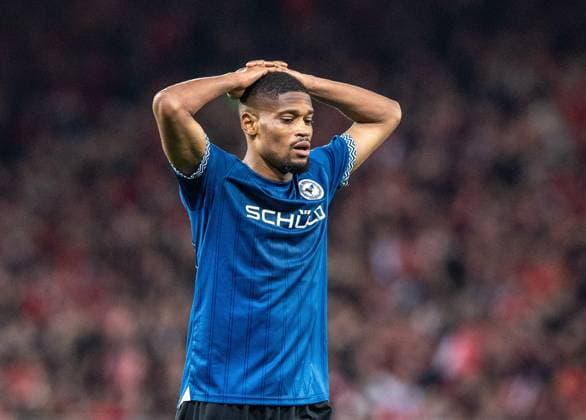 Soccer, Men, Season 2025 2026, DFB Pokal 2 Round , 1 FC Union Berlin DSC Arminia Bielefeld, Isaiah Young Bielefeld , Disappointment after final whistle, 29 10 2025, Copyright: xSebastianxRäppold MatthiasxKochx