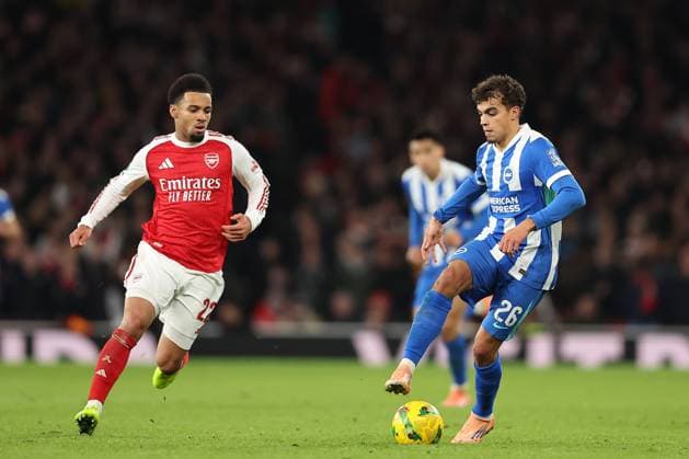 29th October 2025; Emirates Stadium, London, England; EFL Carabao Cup Football, Arsenal versus Brighton and Hove Albion; Yasin Ayari of Brighton &amp; Hove Albion and Ethan Nwaneri of Arsenal  KatiexChan