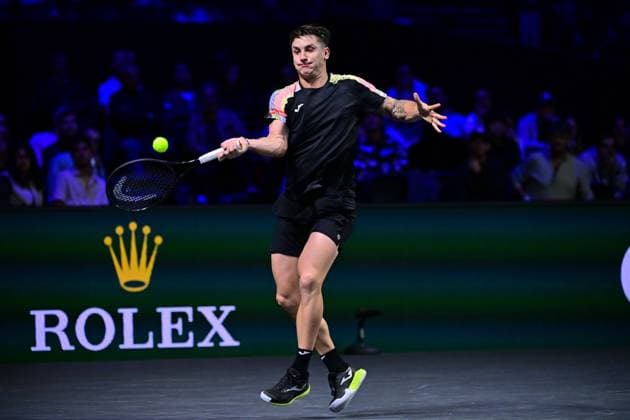 TENNIS : Rolex Paris Masters - Paris - 29 10 2025 Camilo Ugo Carabelli ( Argentina ) during the Rolex Paris Masters at Paris La Defense Arena on October 29, 2025 in Nanterre, France. (Photo by Federico Pestellini PSNewz ) ParisFrance  Copyright: xFedericoxPestellinix