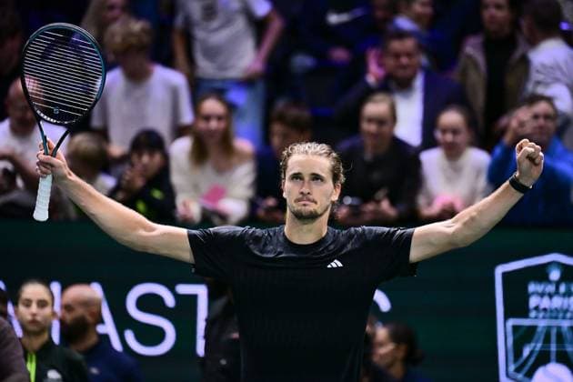 TENNIS : Rolex Paris Masters - Paris - 29 10 2025 Alexander Zverev ( Germany ) celebrates his victory during the Rolex Paris Masters at Paris La Defense Arena on October 29, 2025 in Nanterre, France. (Photo by Federico Pestellini PSNewz ) ParisFrance  Copyright: xFedericoxPestellinix