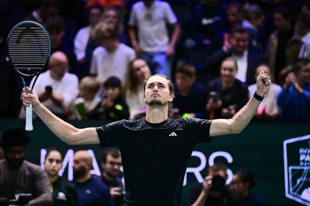 TENNIS : Rolex Paris Masters - Paris - 29 10 2025 Alexander Zverev ( Germany ) celebrates his victory during the Rolex Paris Masters at Paris La Defense Arena on October 29, 2025 in Nanterre, France. (Photo by Federico Pestellini PSNewz ) ParisFrance  Copyright: xFedericoxPestellinix