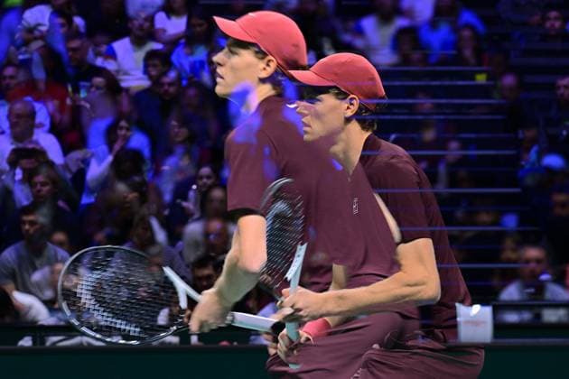 TENNIS : Rolex Paris Masters - Paris - 29 10 2025 Multiple exposure photo of Jannik Sinner ( Italy ) during the Rolex Paris Masters at Paris La Defense Arena on October 29, 2025 in Nanterre, France. (Photo by Federico Pestellini PSNewz ) ParisFrance  Copyright: xFedericoxPestellinix