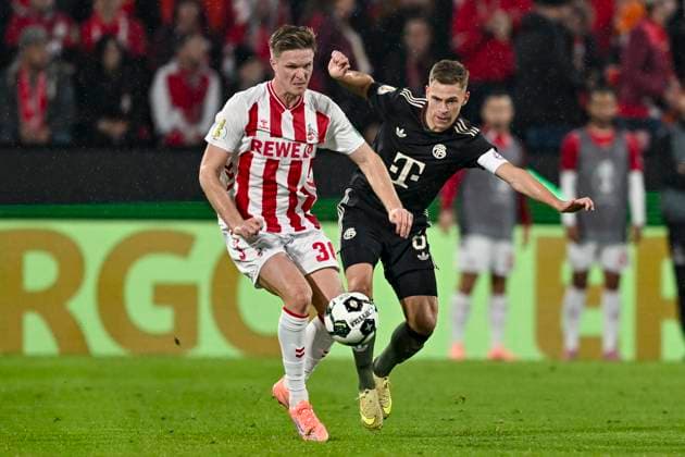 from left in duel Marius Bülter Buelter Koeln 30 Joshua Kimmich Muenchen 6 29 10 2025 Soccer 1 FC Koeln vs FC Bayern Muenchen, Rheinenergiestadion, Koeln, DFB DFL REGULATIONS PROHIBIT ANY USE OF PHOTOGRAPHS AS IMAGE SEQUENCES AND OR QUASI VIDEO Copyright: xpepphotox xHorstxMauelshagenx pep00321, pep_20251029_hm_185396