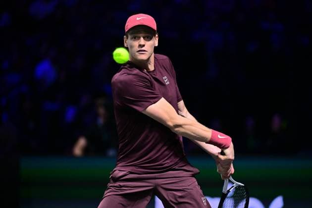 TENNIS : Rolex Paris Masters - Paris - 29 10 2025 Jannik Sinner ( Italy ) during the Rolex Paris Masters at Paris La Defense Arena on October 29, 2025 in Nanterre, France. (Photo by Federico Pestellini PSNewz ) ParisFrance  Copyright: xFedericoxPestellinix