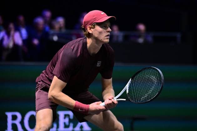 TENNIS : Rolex Paris Masters - Paris - 29 10 2025 Jannik Sinner ( Italy ) during the Rolex Paris Masters at Paris La Defense Arena on October 29, 2025 in Nanterre, France. (Photo by Federico Pestellini PSNewz ) ParisFrance  Copyright: xFedericoxPestellinix