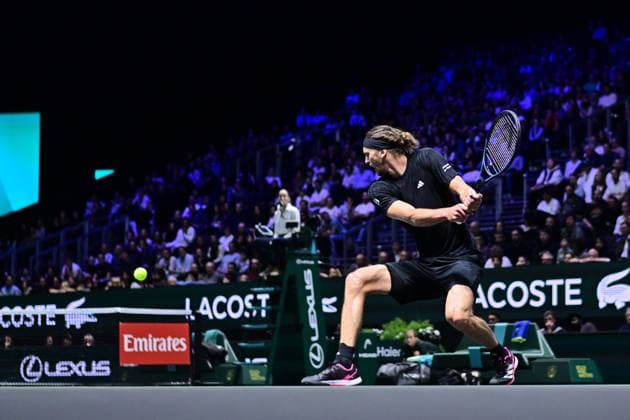 TENNIS : Rolex Paris Masters - Paris - 29 10 2025 Alexander Zverev ( Germany ) during the Rolex Paris Masters at Paris La Defense Arena on October 29, 2025 in Nanterre, France. (Photo by Federico Pestellini PSNewz ) ParisFrance  Copyright: xFedericoxPestellinix