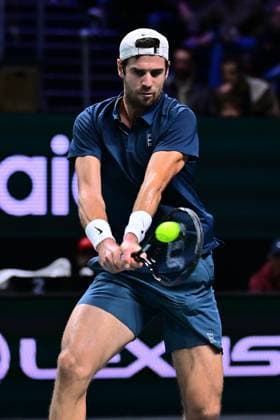 TENNIS : Rolex Paris Masters - Paris - 29 10 2025 Karen Khachanov ( Russia ) during the Rolex Paris Masters at Paris La Defense Arena on October 29, 2025 in Nanterre, France. (Photo by Federico Pestellini PSNewz ) ParisFrance  Copyright: xFedericoxPestellinix