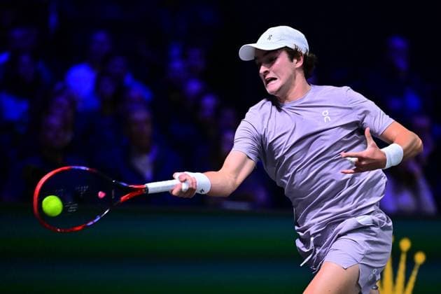 TENNIS : Rolex Paris Masters - Paris - 29 10 2025 Joao Fonseca ( Brazil ) during the Rolex Paris Masters at Paris La Defense Arena on October 29, 2025 in Nanterre, France. (Photo by Federico Pestellini PSNewz ) ParisFrance  Copyright: xFedericoxPestellinix