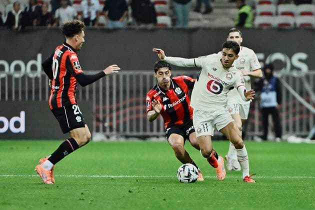 FOOTBALL : OGC Nice vs LOSC Lille - ligue 1 - 29 10 25 Lille™s midfielder 11 Osame Sahraoui and Nice™s defender 47 Thiago Antunes during the French L1 2025-2026 season football match between OGC Nice and LOSC Lille at Louis II stadium of Monaco, south France, on October 29, 2025. NICEFrance  Copyright: xfredxDIDES psnewzx