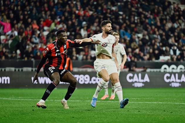 FOOTBALL : OGC Nice vs LOSC Lille - ligue 1 - 29 10 25 Nice™s defender 28 Juma Bah and Lille s forward 9 Olivier Giroud during the French L1 2025-2026 season football match between OGC Nice and LOSC Lille at Louis II stadium of Monaco, south France, on October 29, 2025. NICEFrance  Copyright: xfredxDIDES psnewzx
