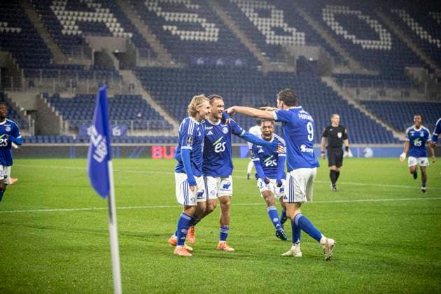 FOOTBALL: Ligue 1 Racing Strasbourg (RCS) vs Auxerre. 10eme Journee. 29 10 2025 Stade de la Meinau. Strasbourg - France Joie des joueurs de l equipe de Racing Strasbourg apres le but de Joaquin Panichelli 9 (RCS)  Copyright: xElyxandroxCEGARRAx