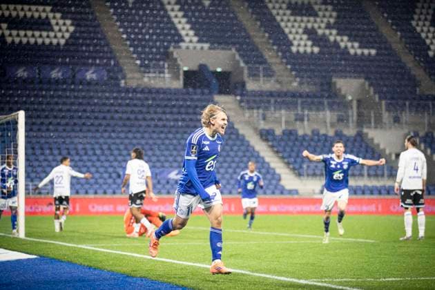 FOOTBALL: Ligue 1 Racing Strasbourg (RCS) vs Auxerre. 10eme Journee. 29 10 2025 Stade de la Meinau. Strasbourg - France Joie des joueurs de l equipe de Racing Strasbourg apres le but de Sebastian Nanasi 11 (RCS)  Copyright: xElyxandroxCEGARRAx