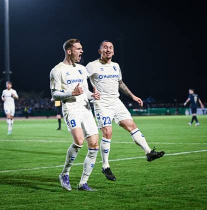 Football DFB Pokal 2025 2026 2 Round 29 10 2025 FV Illertissen 1 FC Magdeburg JUBEL 1 FC Magdeburg to 0 1 Goal protection Maximilian Breunig left and Baris Atik right